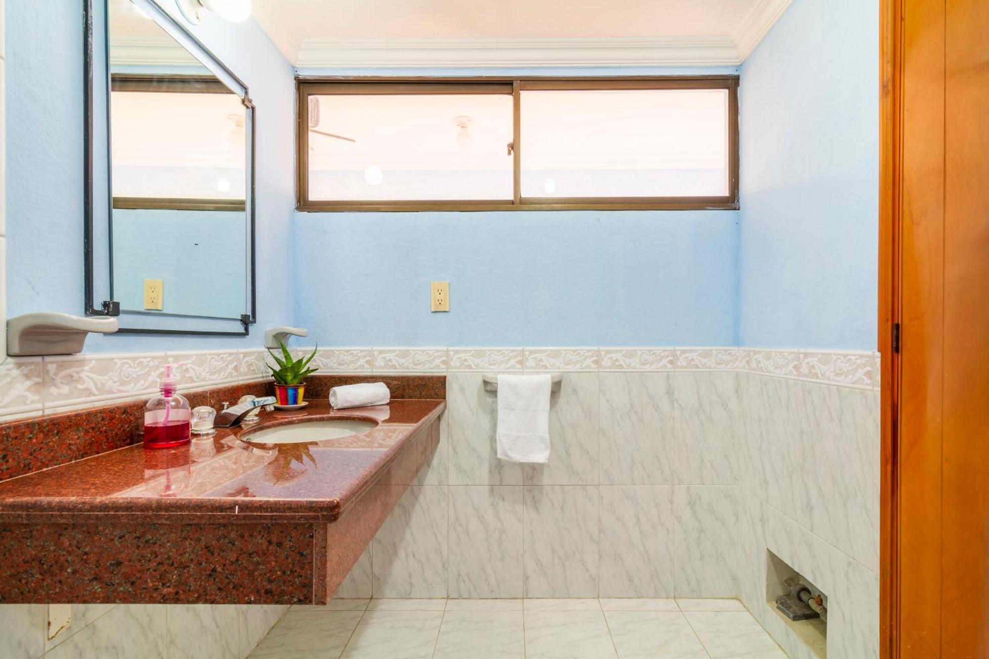 Hostal Cartagonova - Habitaciones Privadas Y Amplias Cerca A Zonas Turisticas Cartagena Exteriér fotografie