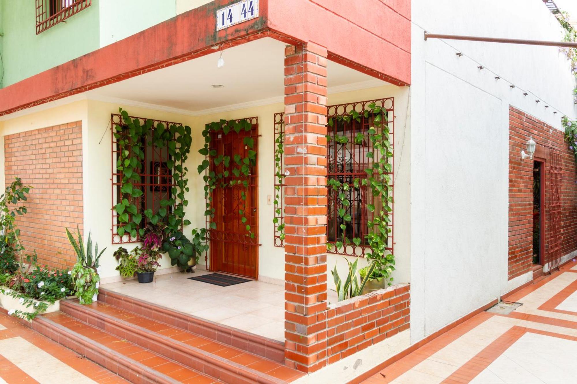 Hostal Cartagonova - Habitaciones Privadas Y Amplias Cerca A Zonas Turisticas Cartagena Exteriér fotografie