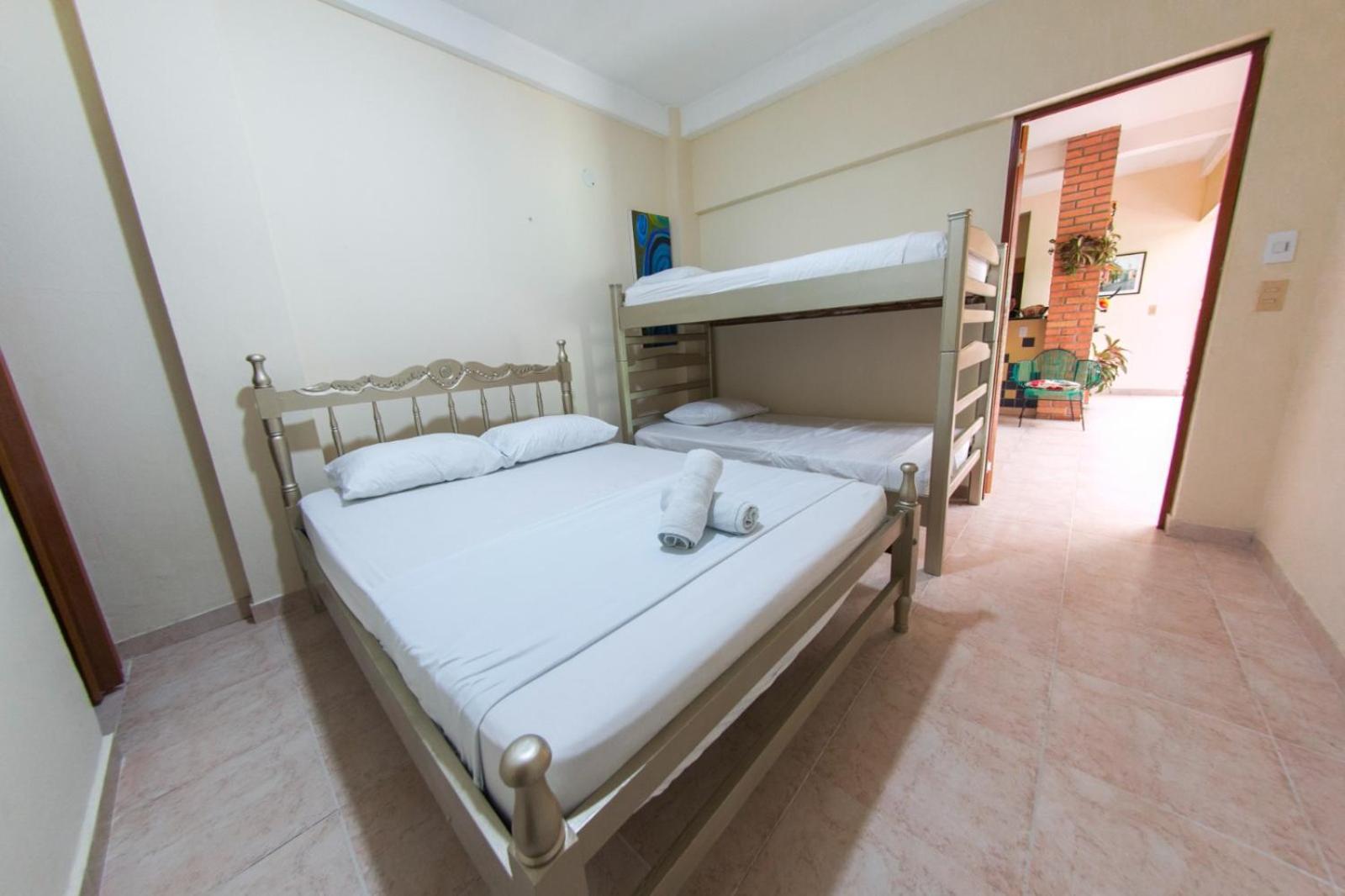 Hostal Cartagonova - Habitaciones Privadas Y Amplias Cerca A Zonas Turisticas Cartagena Pokoj fotografie