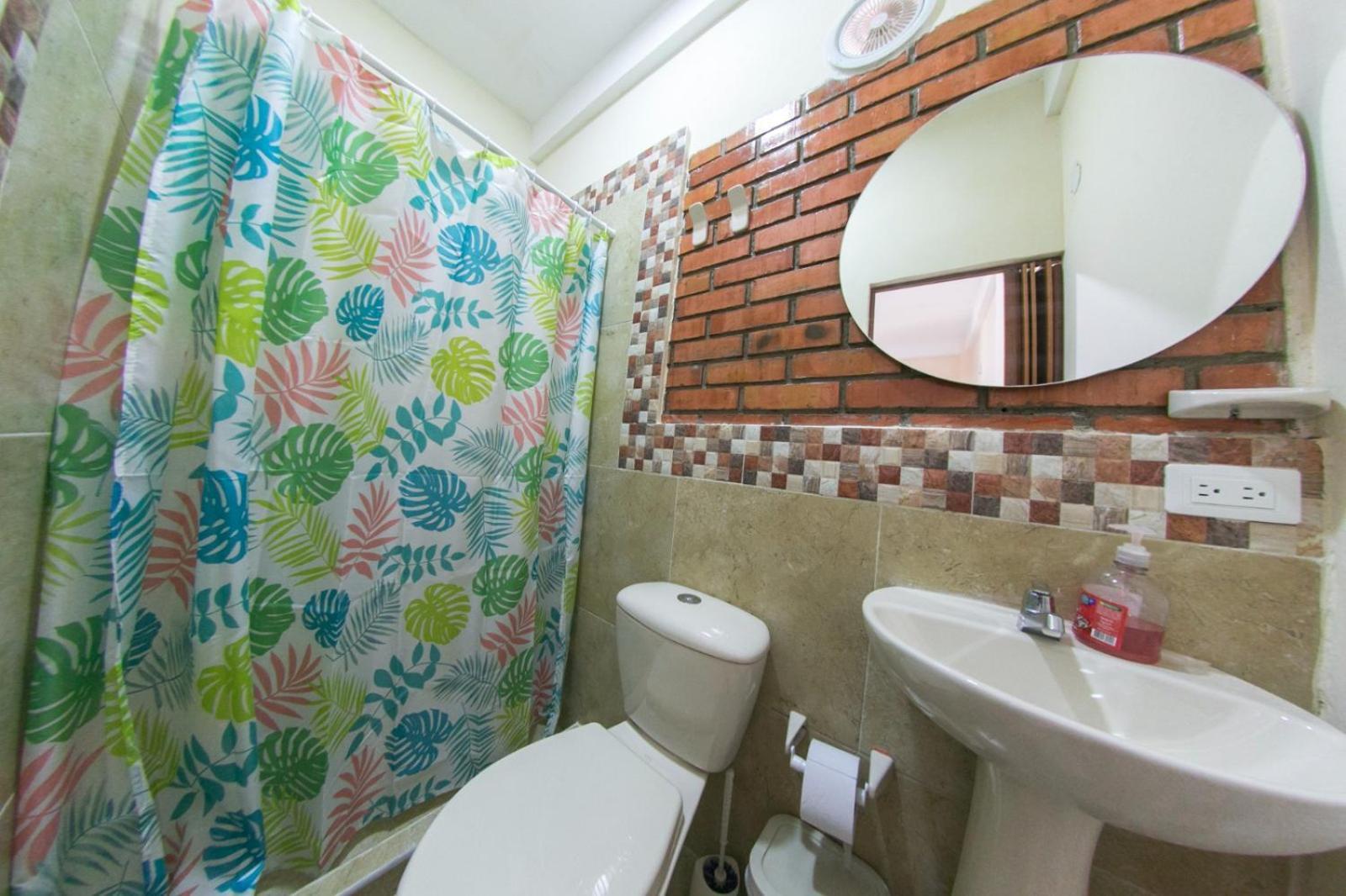 Hostal Cartagonova - Habitaciones Privadas Y Amplias Cerca A Zonas Turisticas Cartagena Pokoj fotografie